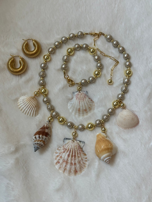 Chunky Shells Necklace & Bracelet