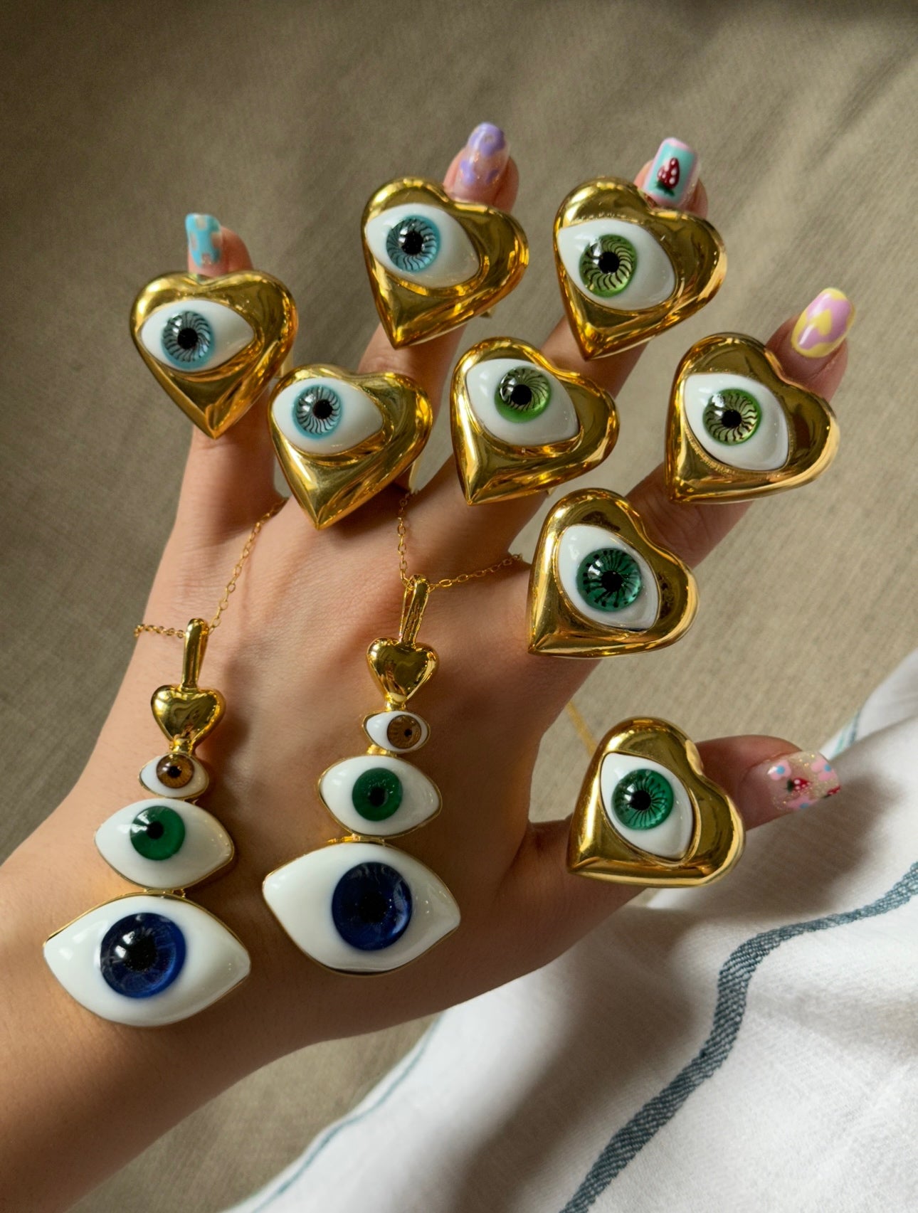 Big Heart Eye Rings👁️