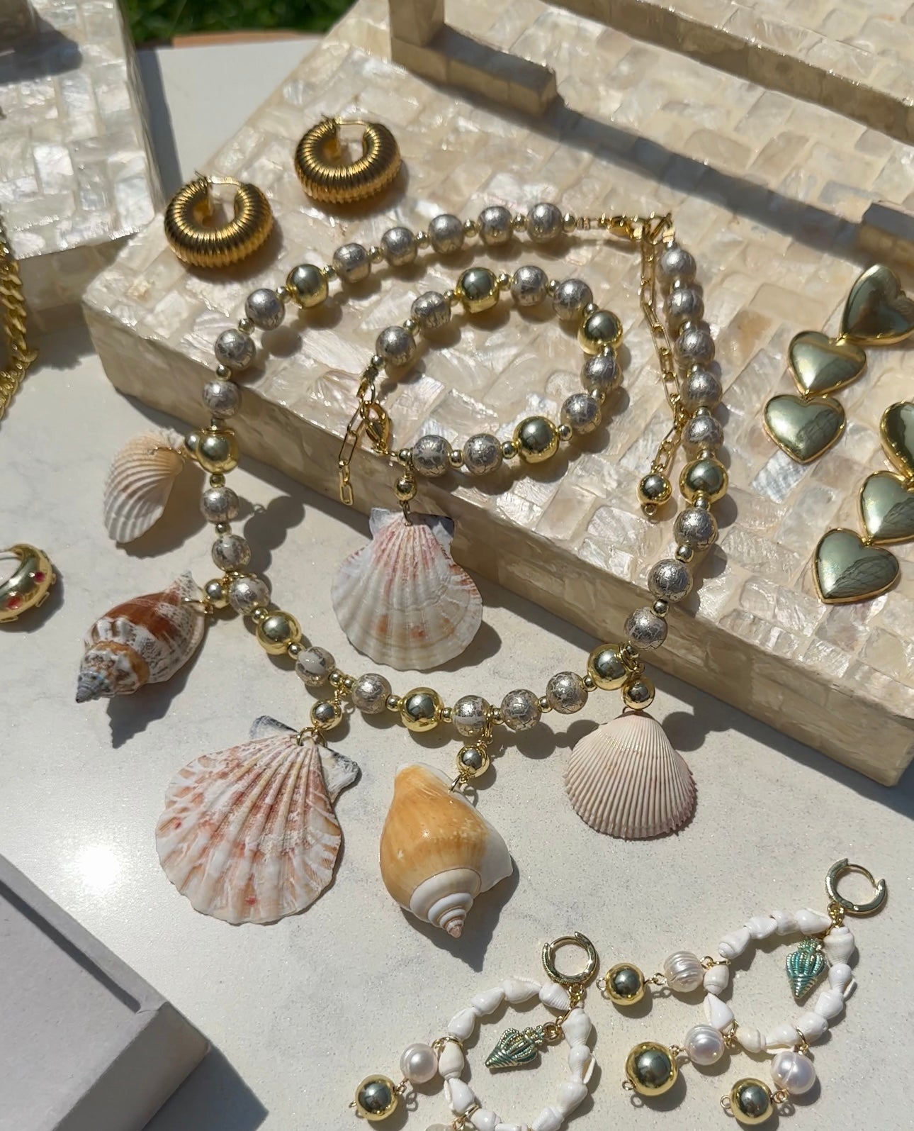 Chunky Shells Necklace & Bracelet